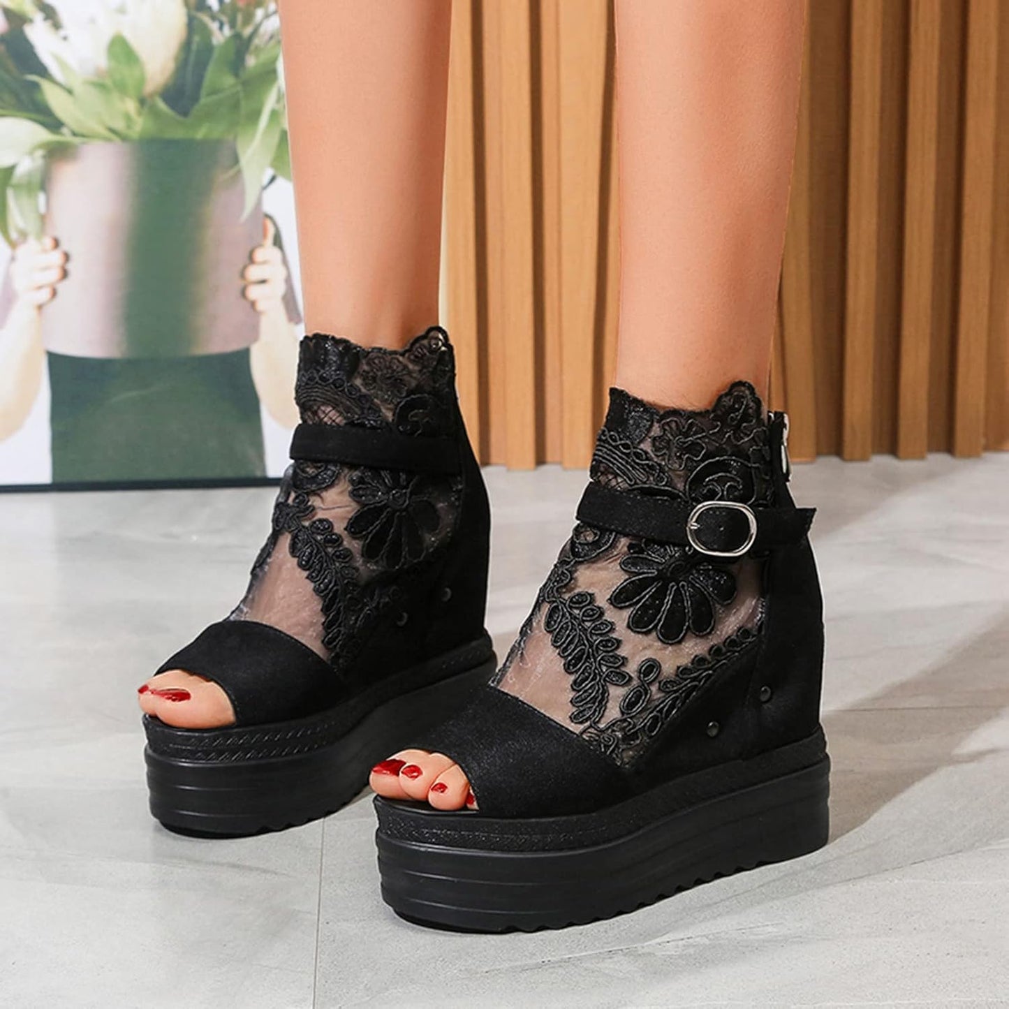 Breathable Mesh Open Toed Back Zippered High Soled Sandals