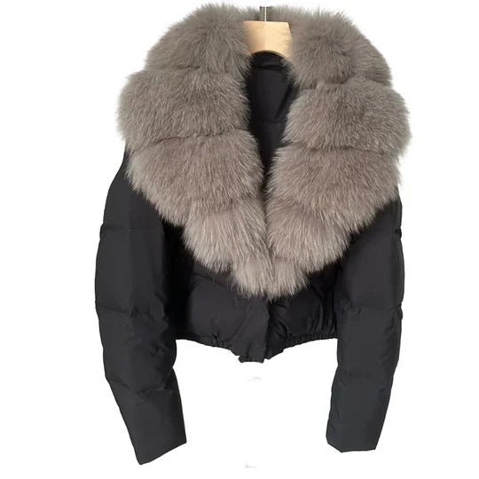 Women's short, fashionable and warm jacket with faux fur collar