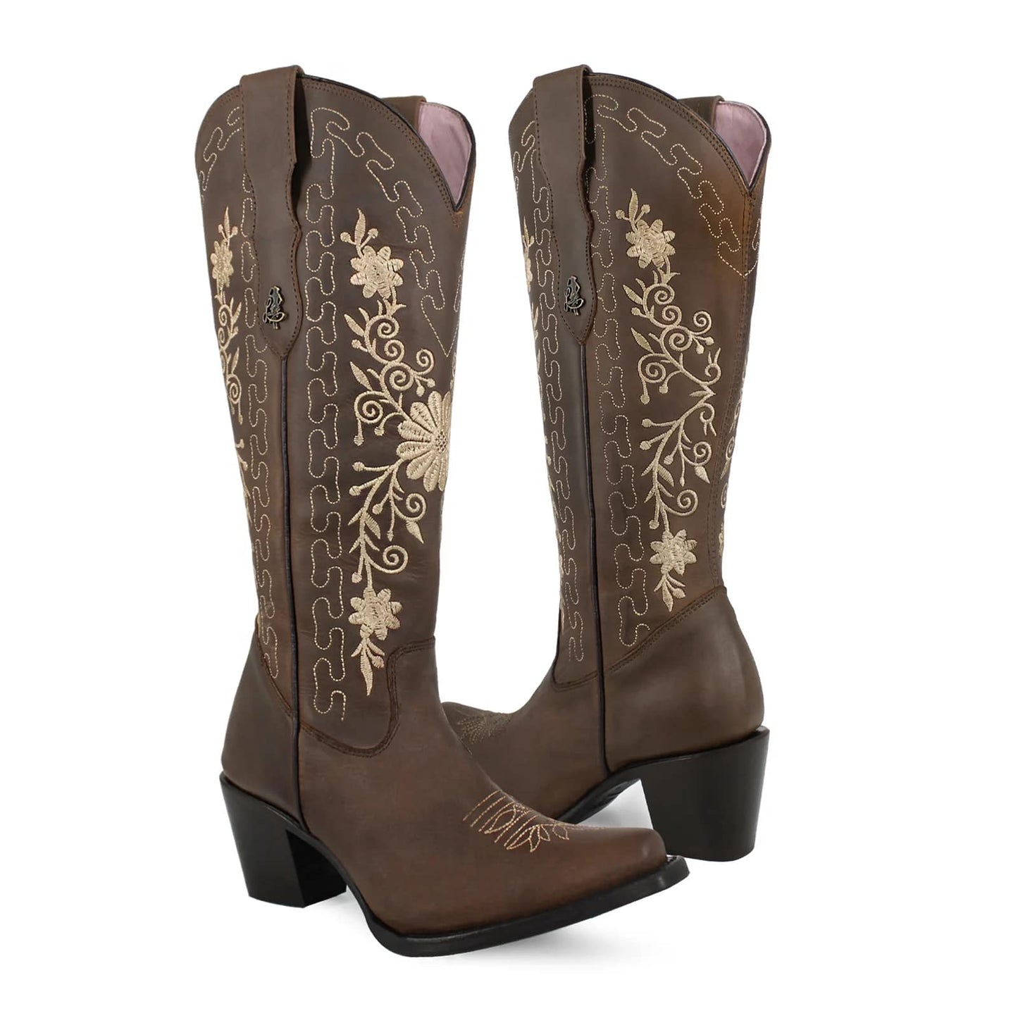 Model women's leather cowboy boot
